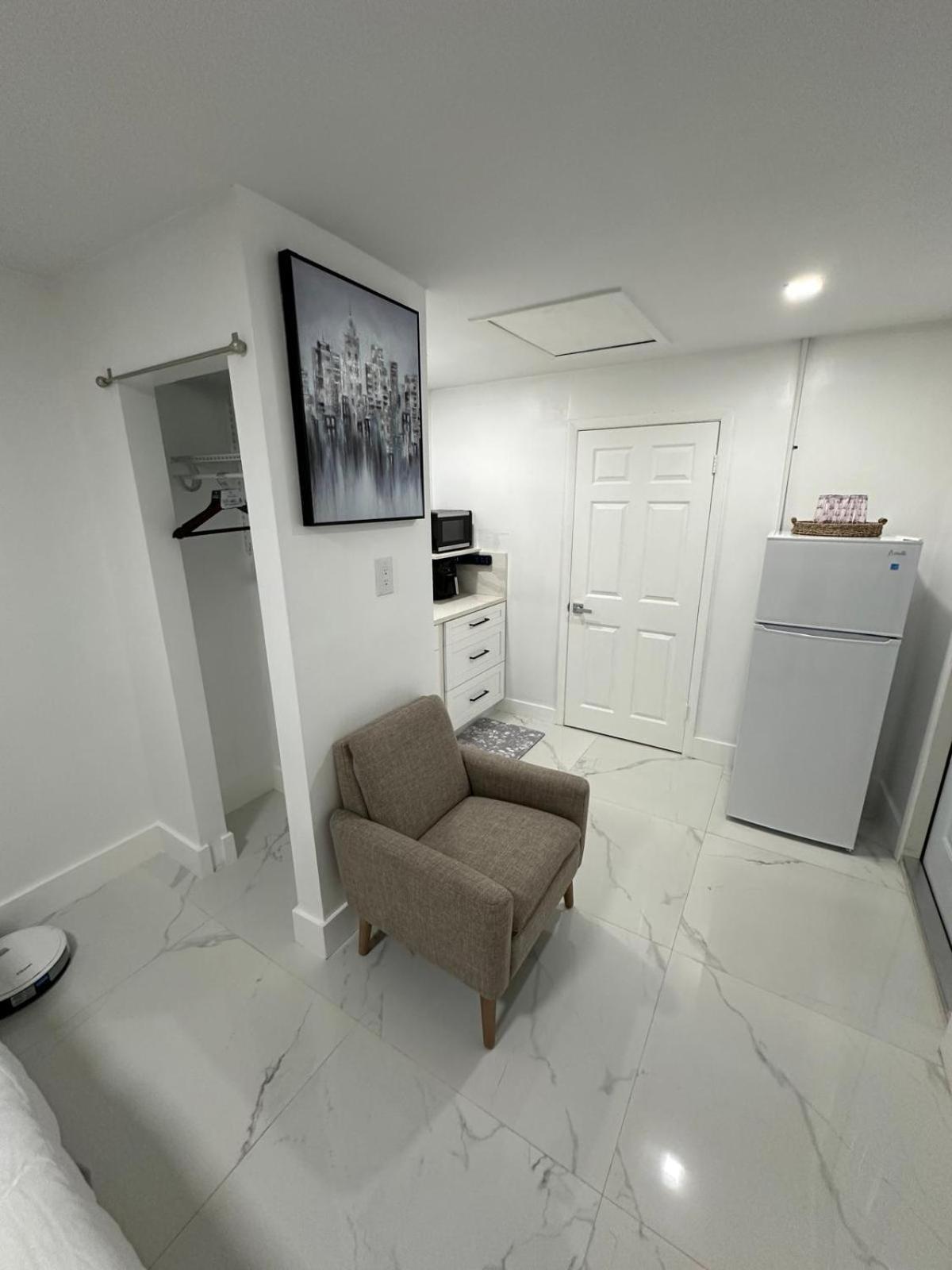 Adrien Guest Studio Miami Gardens Zewnętrze zdjęcie