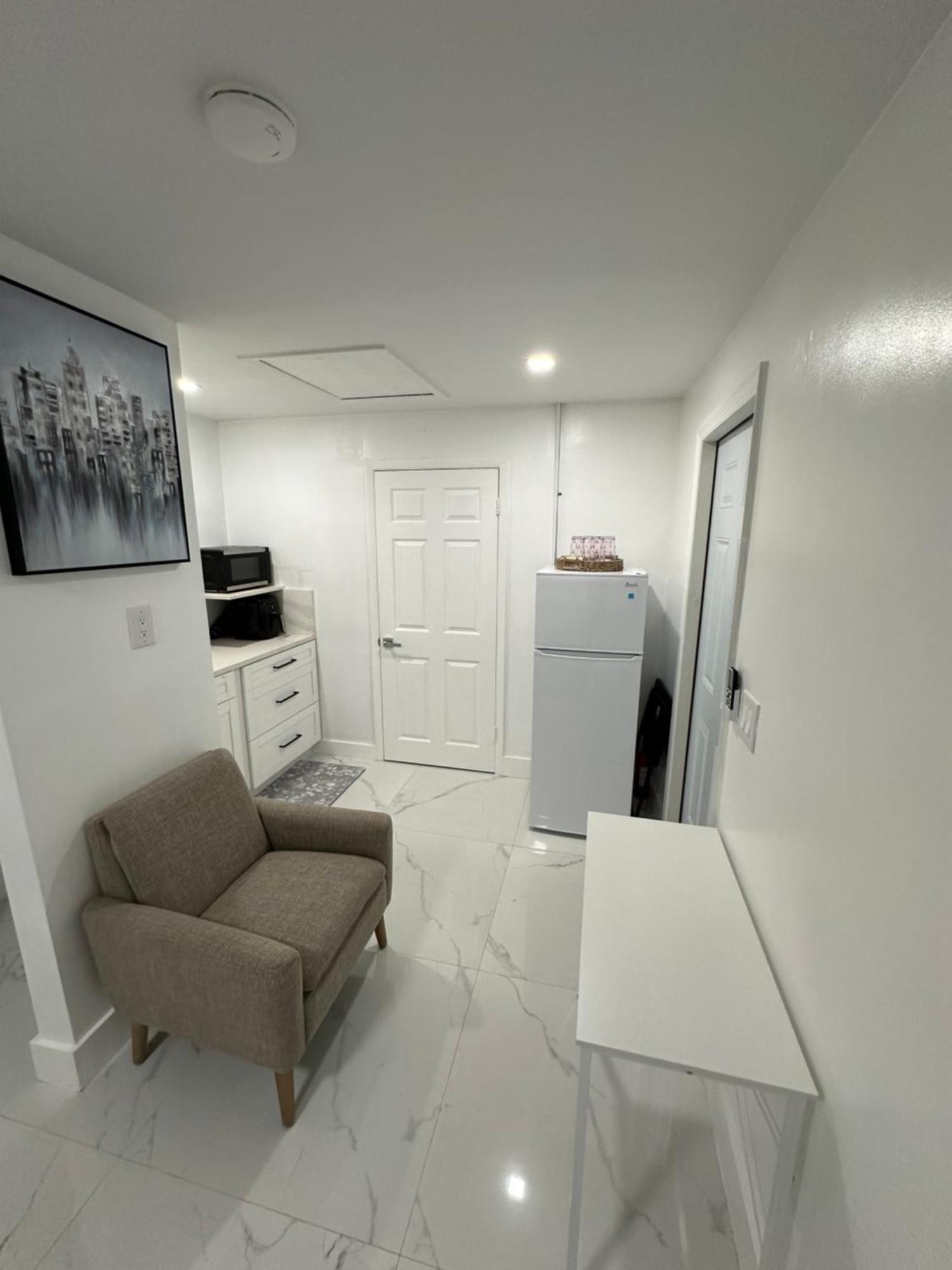 Adrien Guest Studio Miami Gardens Zewnętrze zdjęcie